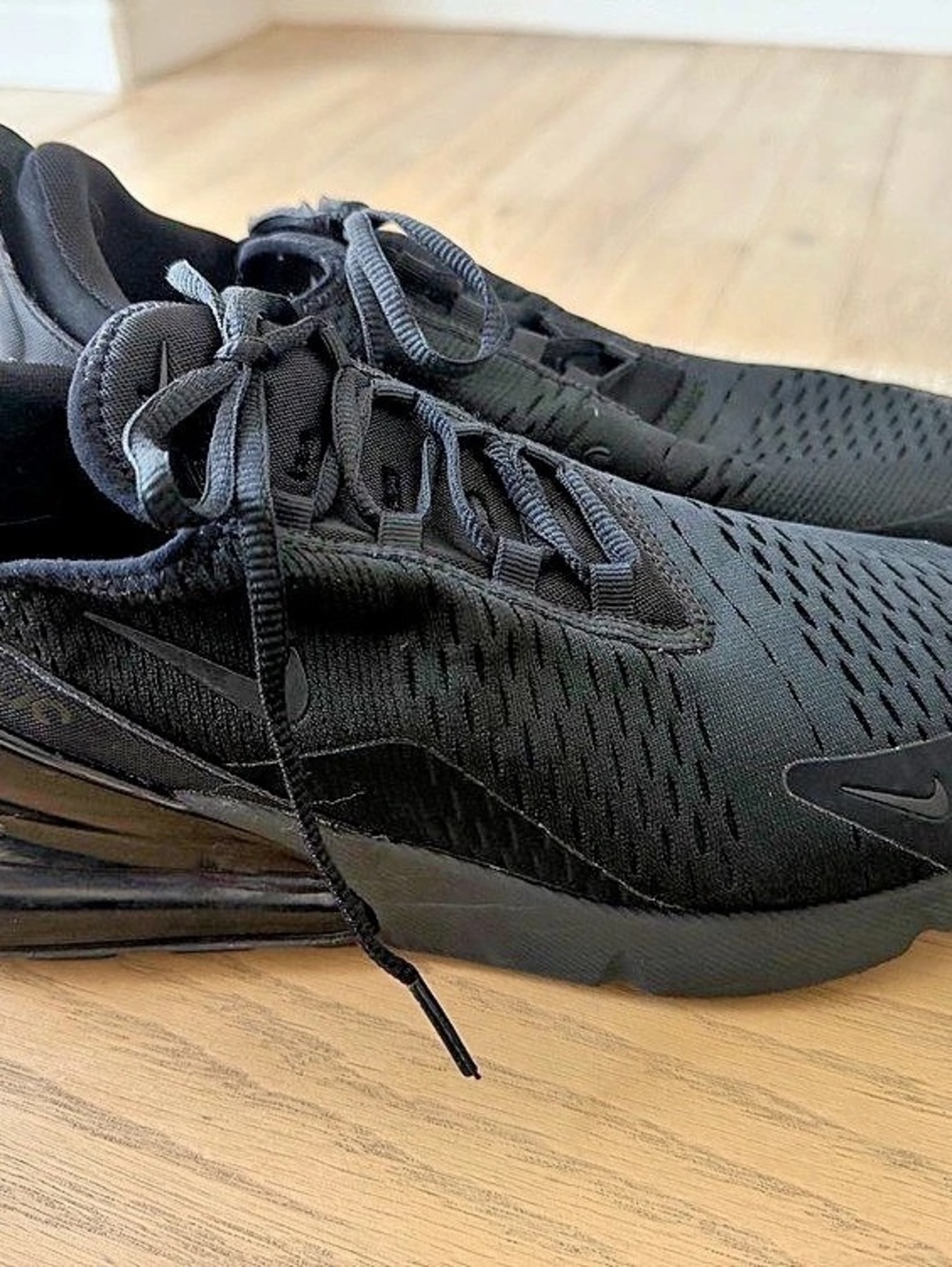 ⁠Nike Air Max 270 Triple Black Running Shoes Sneakers Women Size 11 / Men 9.5